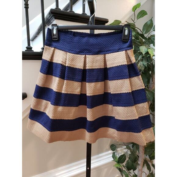 FSR Women Blue & Beige Pull On Pleated Flare Textured Casual Short Knit Skirt M - Picture 11 of 12
